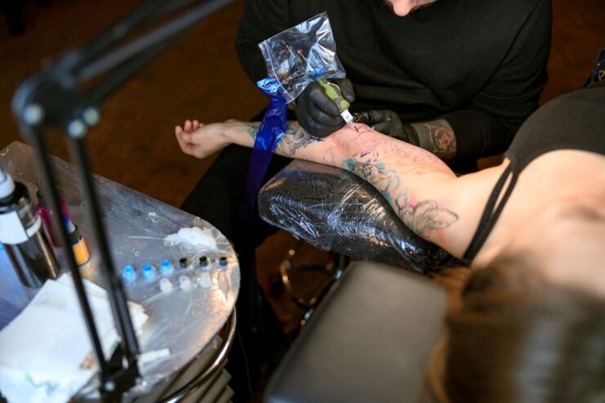 bondi road tattoo artist